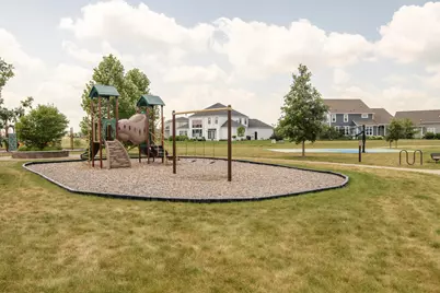 35105  Castle Rock Dr, Summit, WI 53066 - Photo 57