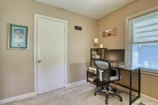 621 W Main St, Newburg, WI 53090 - Photo 7