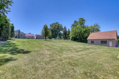 621 W Main St, Newburg, WI 53090 - Photo 23