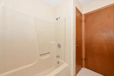 108  High Forest Dr, Grafton, WI 53012 - Photo 13