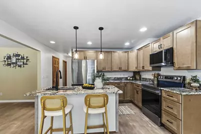 W207S8286  Hillendale Dr, Muskego, WI 53150 - Photo 5
