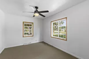 W207S8286 Hillendale Dr, Muskego, WI 53150 - Photo 11