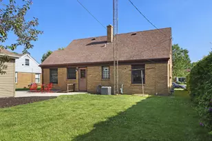 830 Lombard Ave, Racine, WI 53402 - Photo 15