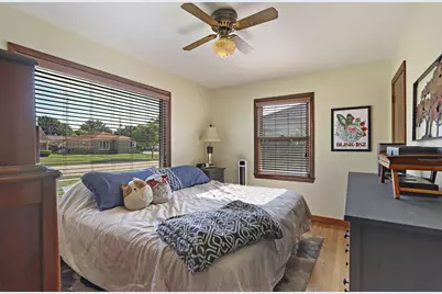 830  Lombard Ave, Racine, WI 53402 - Photo 7