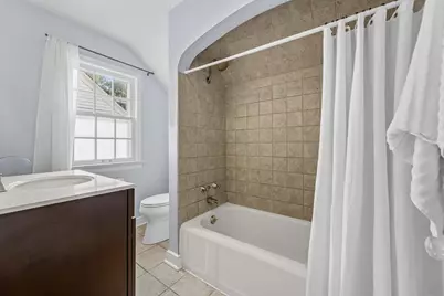 2534 N 67th St, Wauwatosa, WI 53213 - Photo 23