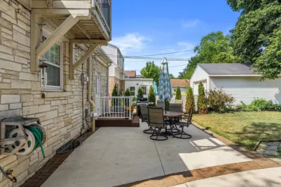 2534 N 67th St, Wauwatosa, WI 53213 - Photo 37
