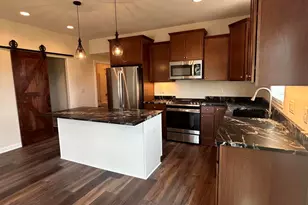 523 Firefly Trail, Hartford, WI 53027 - Photo 5