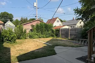 1427 N 24th Pl, Milwaukee, WI 53205 - Photo 21