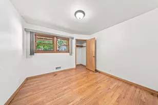 2814 S Cleveland Park Dr, West Allis, WI 53219 - Photo 21
