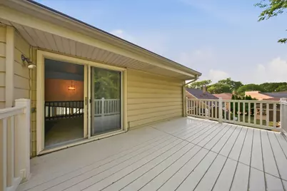 2814 S Cleveland Park Dr, West Allis, WI 53219 - Photo 39