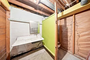2814 S Cleveland Park Dr, West Allis, WI 53219 - Photo 45