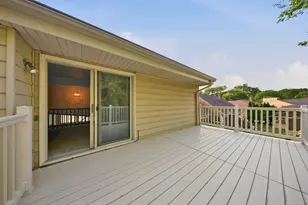 2814 S Cleveland Park Dr, West Allis, WI 53219 - Photo 41