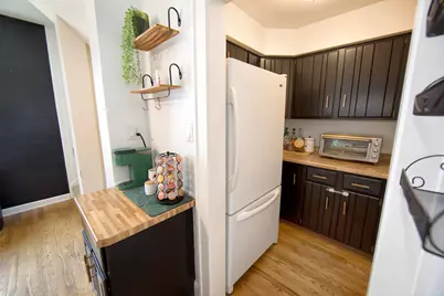 3825 S 84th St, Milwaukee, WI 53228 - Photo 9