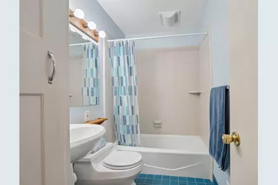 4907 N Idlewild Ave, Whitefish Bay, WI 53217 - Photo 11