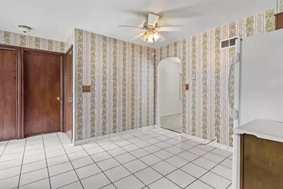 434 E Ogden St, Jefferson, WI 53549 - Photo 7