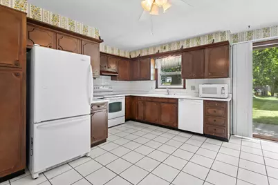 434 E Ogden St, Jefferson, WI 53549 - Photo 5