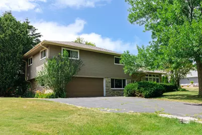 8551 N Manor Ln, Fox Point, WI 53217 - Photo 1