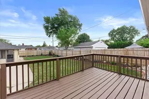 1819 24th St, Kenosha, WI 53140 - Photo 5