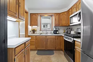 1819 24th St, Kenosha, WI 53140 - Photo 9