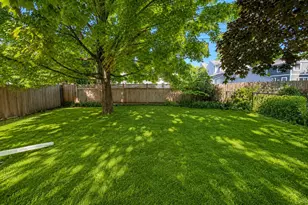 4937 N Hollywood Ave, Whitefish Bay, WI 53217 - Photo 27