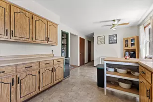 1721 Wiese Ln, Racine, WI 53406 - Photo 11