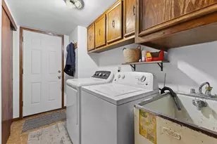 1721 Wiese Ln, Racine, WI 53406 - Photo 15