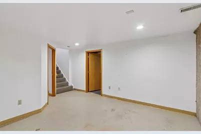 324  Roosevelt St, Fort Atkinson, WI 53538 - Photo 31
