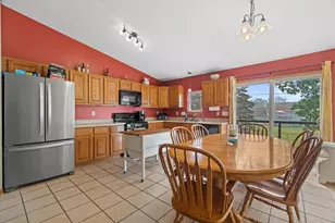 9921 271st Ave, Salem, WI 53179 - Photo 7