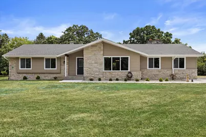 3025  South Rd, Lyons, WI 53147 - Photo 3