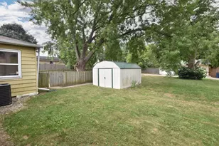 4655 N 69th St, Milwaukee, WI 53218 - Photo 41
