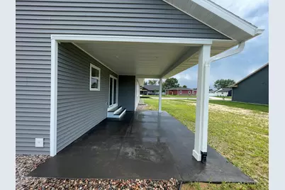 3422  Horton St, Holmen, WI 54636 - Photo 11
