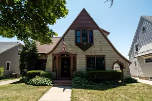 519 72nd St, Kenosha, WI 53143 - Photo 1