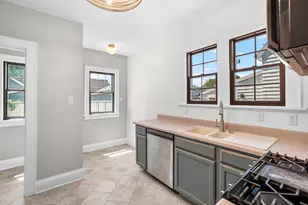 519 72nd St, Kenosha, WI 53143 - Photo 15
