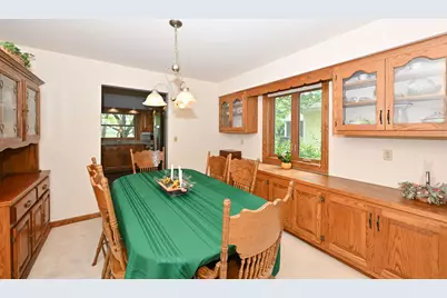 3998 S Victoria Cir, New Berlin, WI 53151 - Photo 7