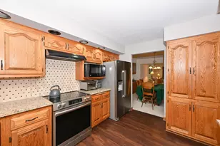 3998 S Victoria Cir, New Berlin, WI 53151 - Photo 3