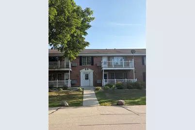 139  Heidel Rd #7, Thiensville, WI 53092 - Photo 3