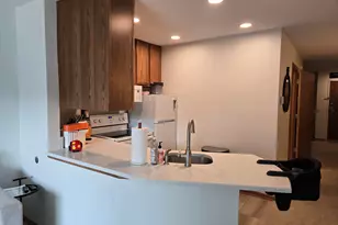 111 Center St, Lake Geneva, WI 53147 - Photo 5