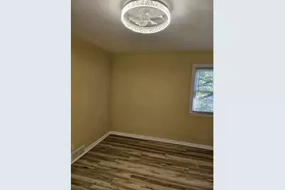 5914 N 37th St #5916, Milwaukee, WI 53209 - Photo 9