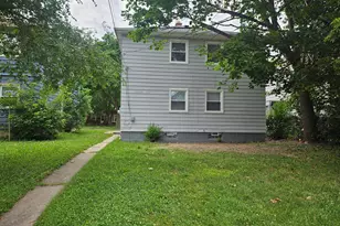 5914 N 37th St, Milwaukee, WI 53209 - Photo 11