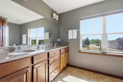8224 S Shadwell Cir, Franklin, WI 53132 - Photo 13