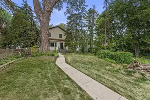 3766 S Austin St, Milwaukee, WI 53207 - Photo 13