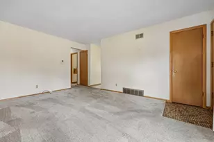 2745 E Bolivar Ave, Saint Francis, WI 53235 - Photo 5