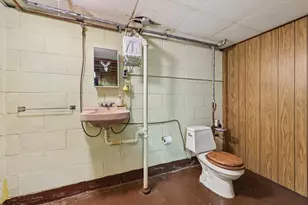 2745 E Bolivar Ave, Saint Francis, WI 53235 - Photo 25