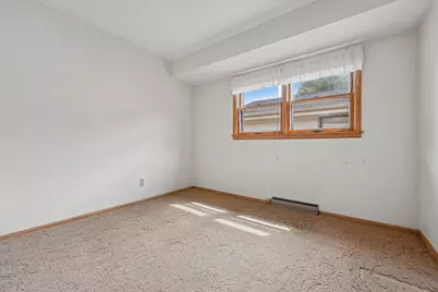 2745 E Bolivar Ave, Saint Francis, WI 53235 - Photo 19