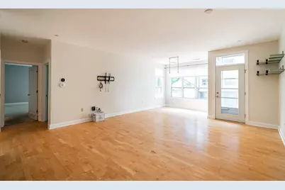 1905 N Water St #208, Milwaukee, WI 53202 - Photo 7