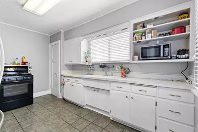 1251 S 53rd St, West Milwaukee, WI 53214 - Photo 11
