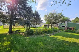 408 E Broadway St, Viroqua, WI 54665 - Photo 25