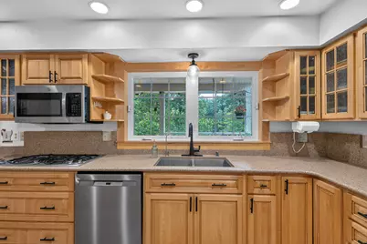 8406  Whitewood Dr, Farmington, WI 53040 - Photo 7