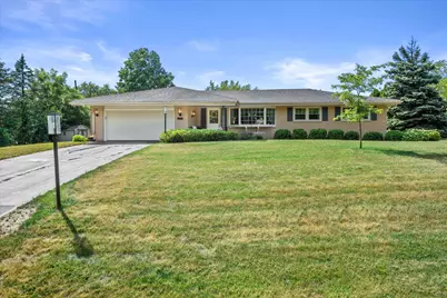 4575  Lincrest Dr, Brookfield, WI 53045 - Photo 1