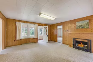W340N8177 Townline Rd, Lac La Belle, WI 53066 - Photo 7